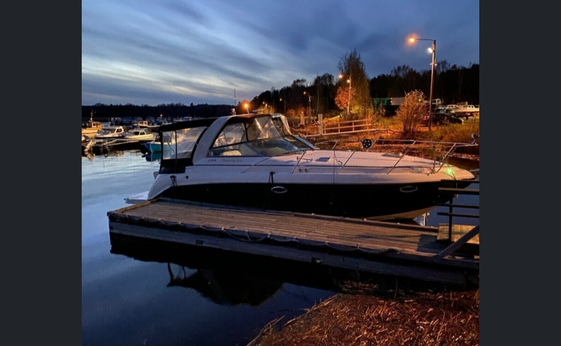 Rinker 320 Fiesta Vee-kuva-13